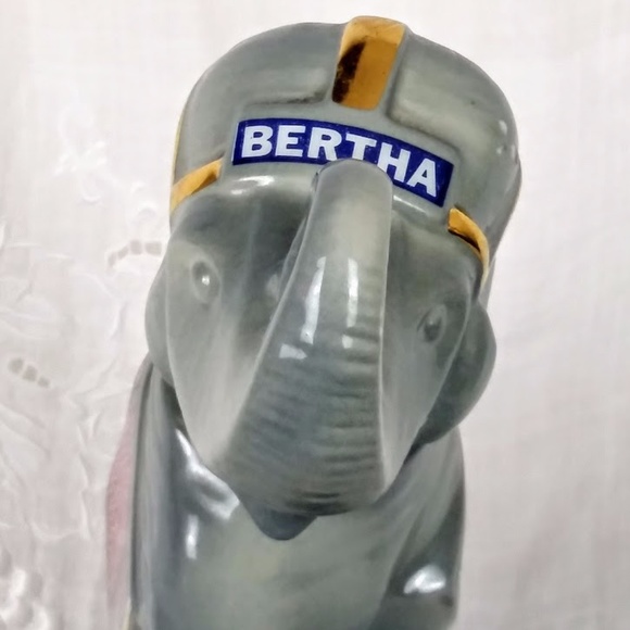 🎊H.P. Vintage “Bertha" Decanter Collectible - Picture 4 of 14